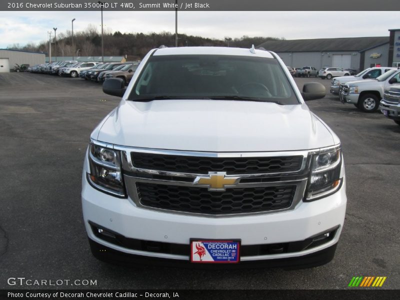 Summit White / Jet Black 2016 Chevrolet Suburban 3500HD LT 4WD