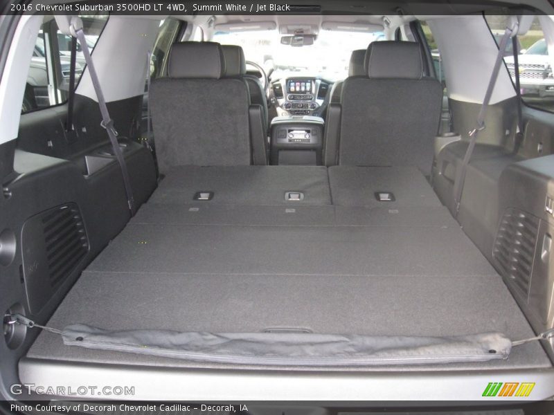  2016 Suburban 3500HD LT 4WD Trunk