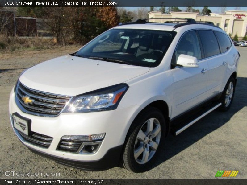 Iridescent Pearl Tricoat / Ebony 2016 Chevrolet Traverse LTZ