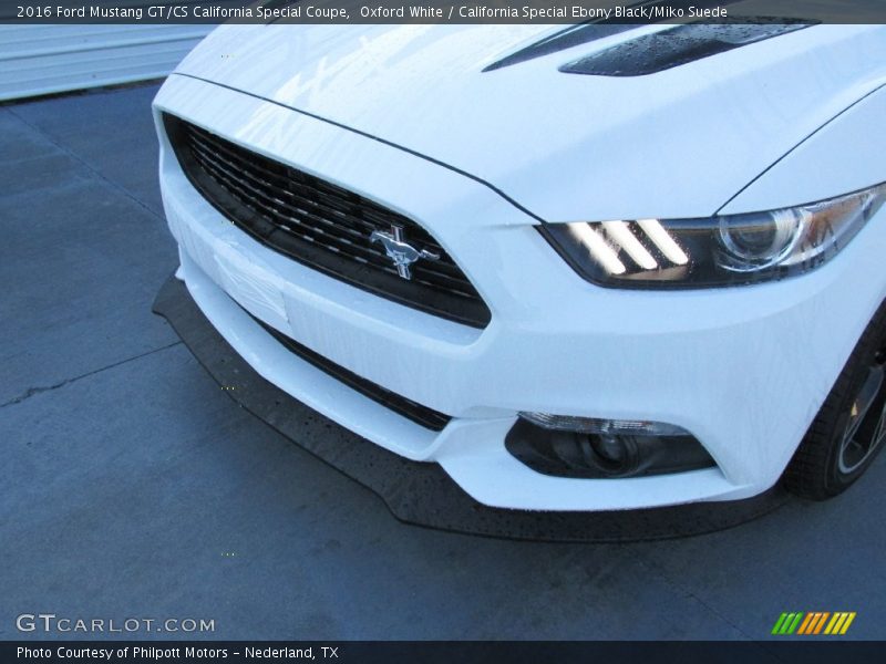 Oxford White / California Special Ebony Black/Miko Suede 2016 Ford Mustang GT/CS California Special Coupe