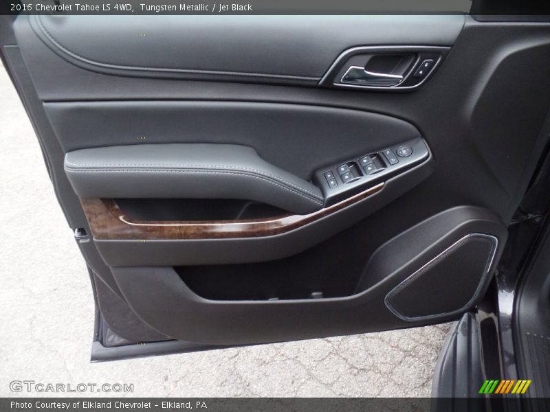 Tungsten Metallic / Jet Black 2016 Chevrolet Tahoe LS 4WD