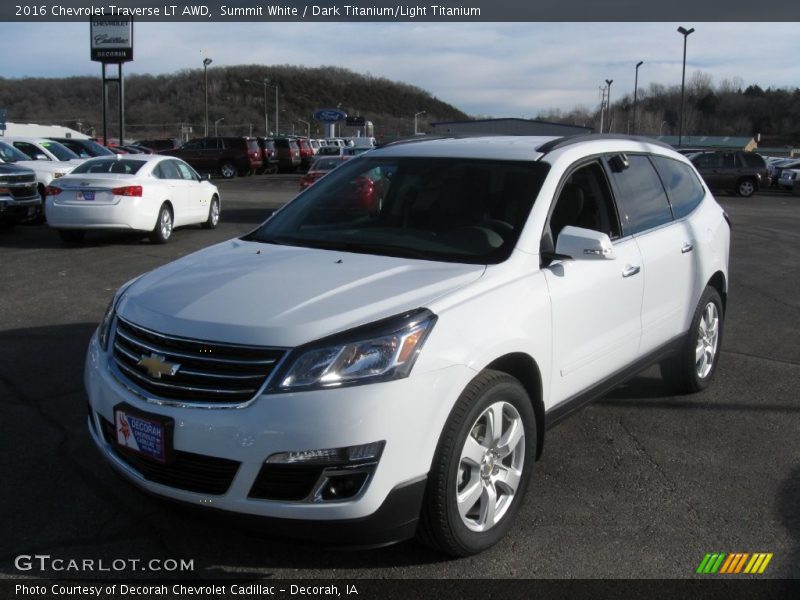Summit White / Dark Titanium/Light Titanium 2016 Chevrolet Traverse LT AWD