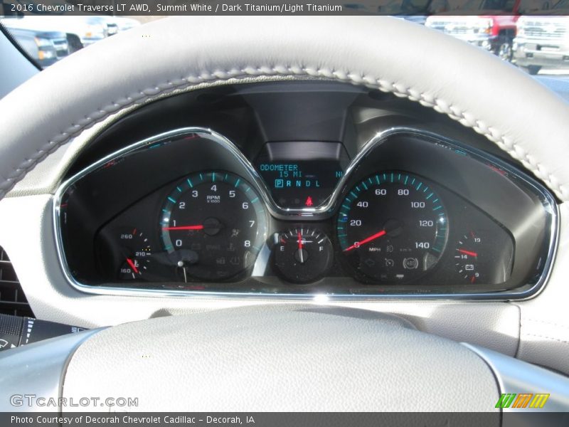 Summit White / Dark Titanium/Light Titanium 2016 Chevrolet Traverse LT AWD
