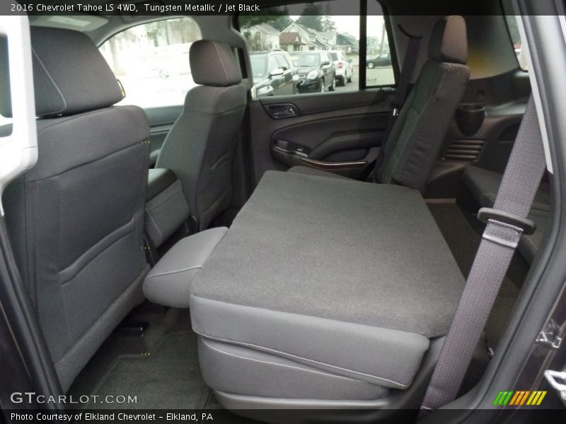 Tungsten Metallic / Jet Black 2016 Chevrolet Tahoe LS 4WD