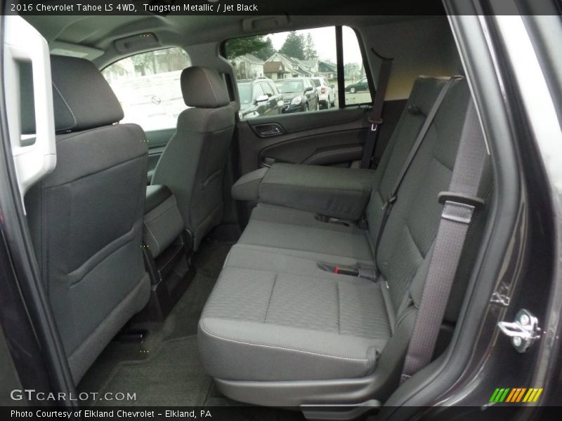 Tungsten Metallic / Jet Black 2016 Chevrolet Tahoe LS 4WD