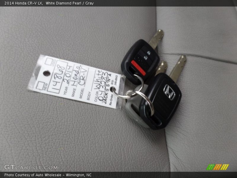 White Diamond Pearl / Gray 2014 Honda CR-V LX