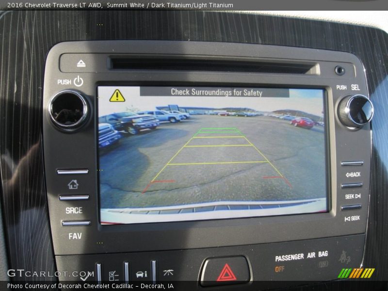 Summit White / Dark Titanium/Light Titanium 2016 Chevrolet Traverse LT AWD