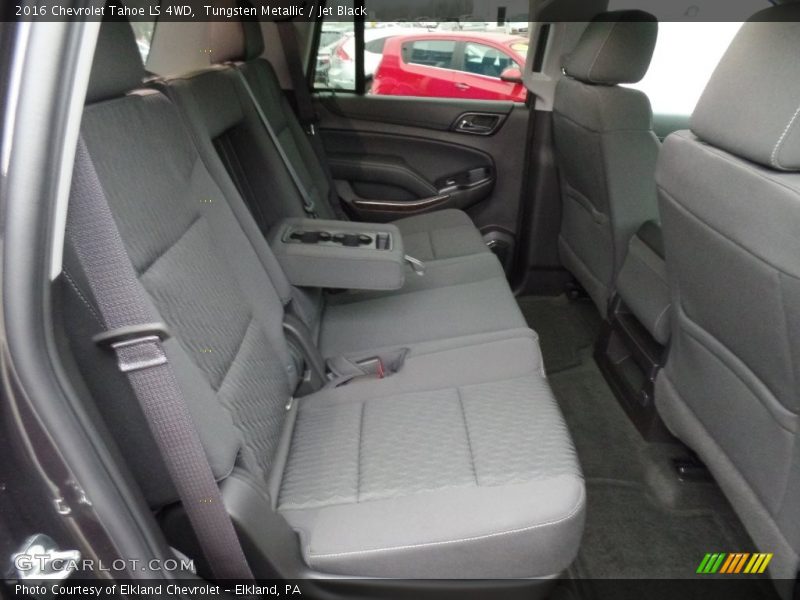 Tungsten Metallic / Jet Black 2016 Chevrolet Tahoe LS 4WD