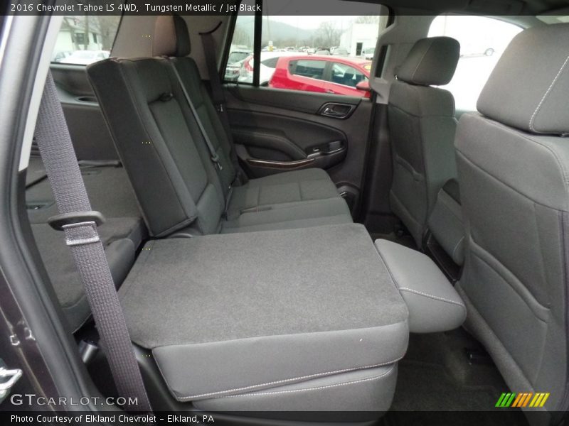 Tungsten Metallic / Jet Black 2016 Chevrolet Tahoe LS 4WD