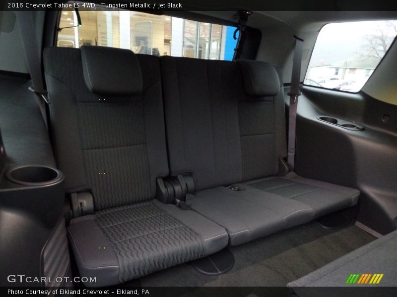 Tungsten Metallic / Jet Black 2016 Chevrolet Tahoe LS 4WD
