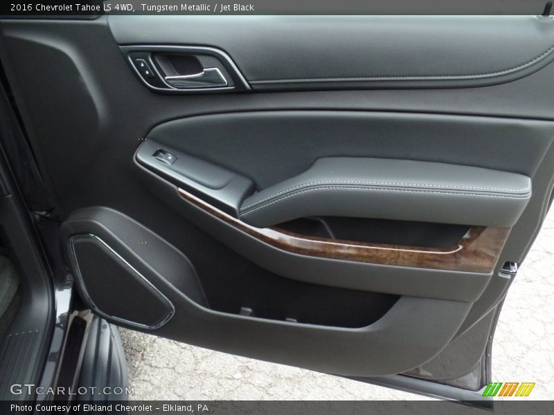 Tungsten Metallic / Jet Black 2016 Chevrolet Tahoe LS 4WD