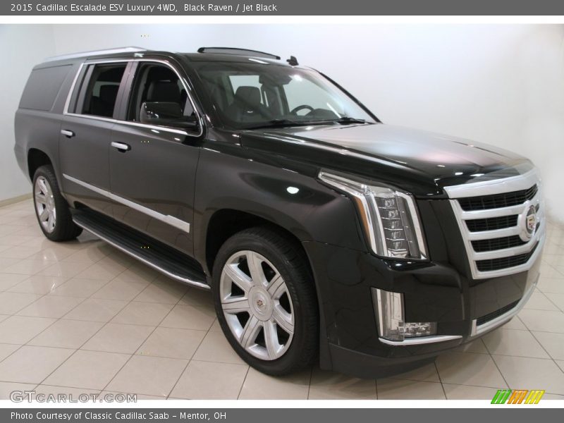 Front 3/4 View of 2015 Escalade ESV Luxury 4WD