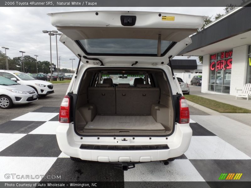 Natural White / Taupe 2006 Toyota 4Runner SR5