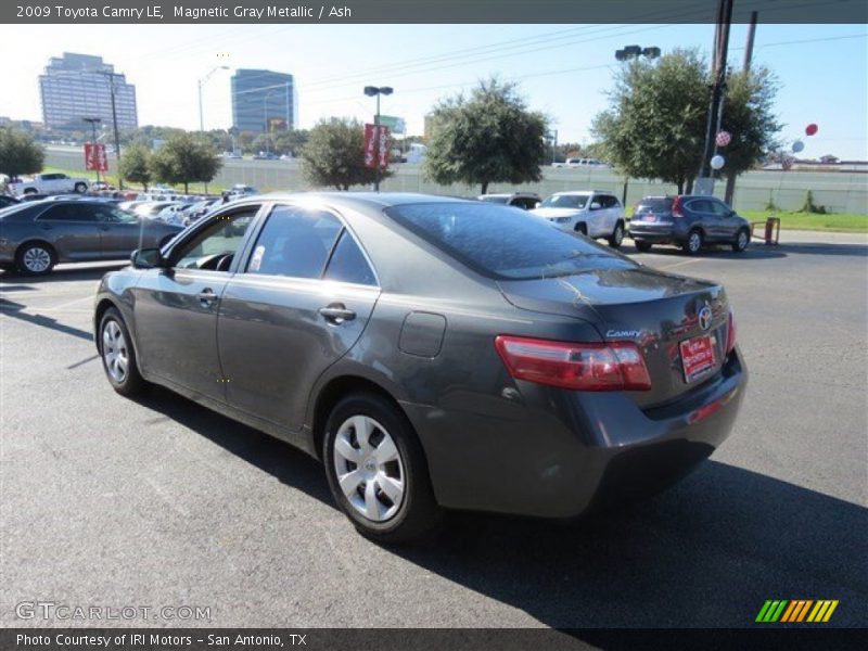 Magnetic Gray Metallic / Ash 2009 Toyota Camry LE