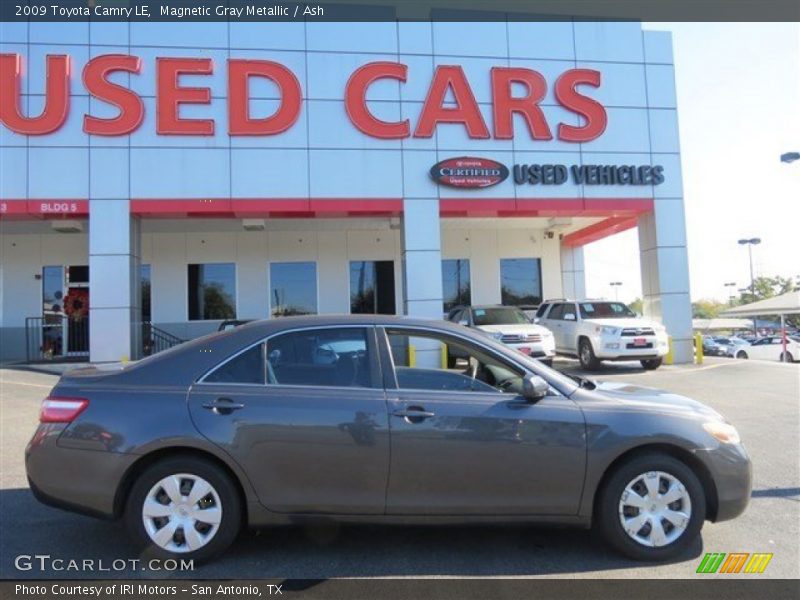 Magnetic Gray Metallic / Ash 2009 Toyota Camry LE