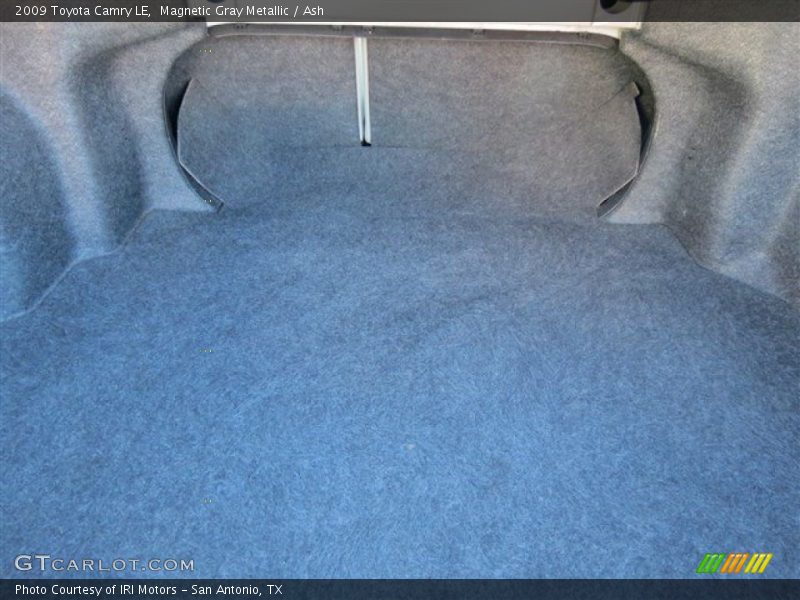 Magnetic Gray Metallic / Ash 2009 Toyota Camry LE