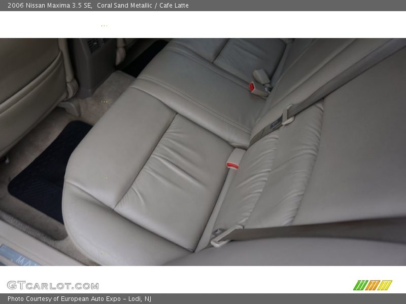 Coral Sand Metallic / Cafe Latte 2006 Nissan Maxima 3.5 SE