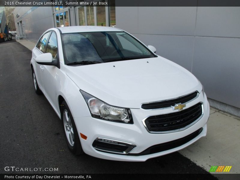Summit White / Jet Black 2016 Chevrolet Cruze Limited LT