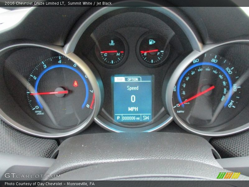 Summit White / Jet Black 2016 Chevrolet Cruze Limited LT