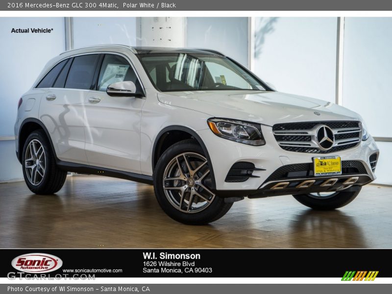 Polar White / Black 2016 Mercedes-Benz GLC 300 4Matic