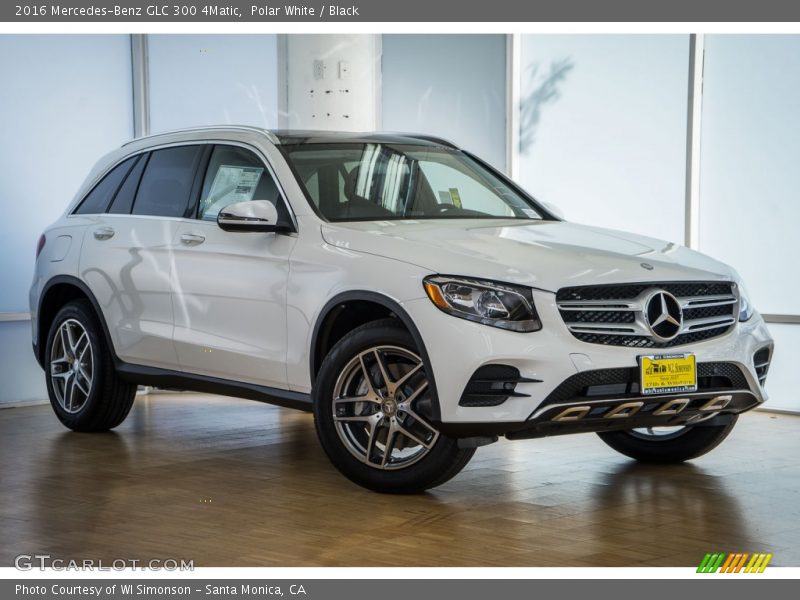 Polar White / Black 2016 Mercedes-Benz GLC 300 4Matic