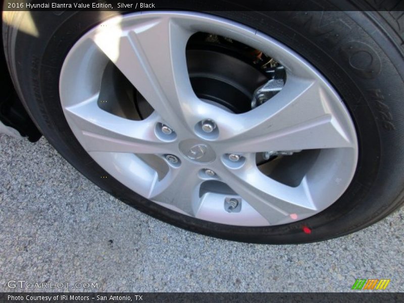 Silver / Black 2016 Hyundai Elantra Value Edition