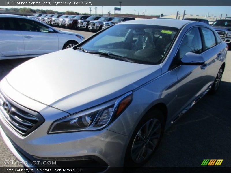 Symphony Silver / Gray 2016 Hyundai Sonata Sport