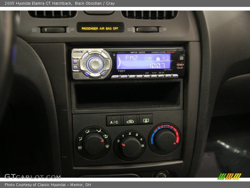 Black Obsidian / Gray 2005 Hyundai Elantra GT Hatchback