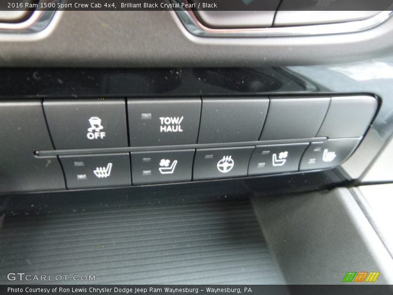 Brilliant Black Crystal Pearl / Black 2016 Ram 1500 Sport Crew Cab 4x4