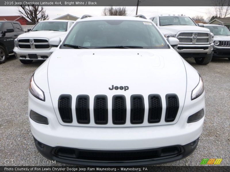 Bright White / Black 2016 Jeep Cherokee Latitude 4x4
