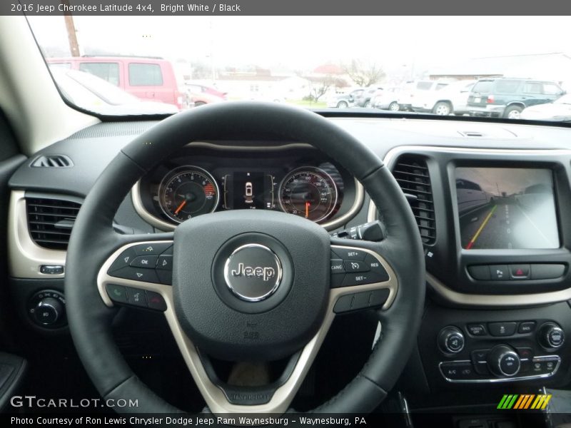 Bright White / Black 2016 Jeep Cherokee Latitude 4x4