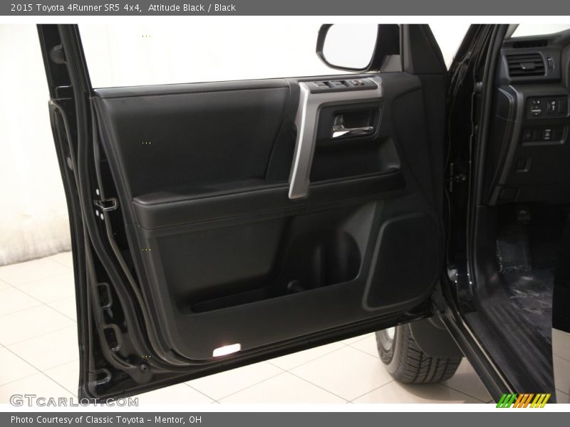 Attitude Black / Black 2015 Toyota 4Runner SR5 4x4