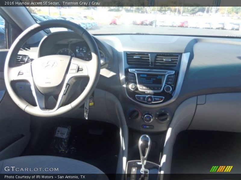 Triathlon Gray / Gray 2016 Hyundai Accent SE Sedan