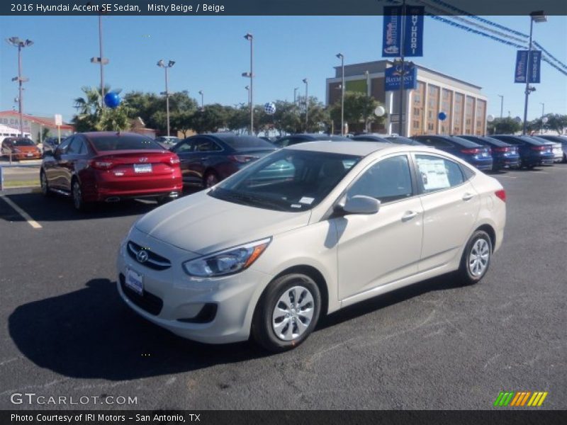 Misty Beige / Beige 2016 Hyundai Accent SE Sedan