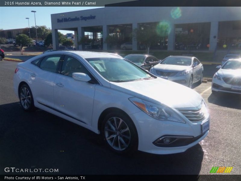 Diamond White Pearl / Camel 2016 Hyundai Azera