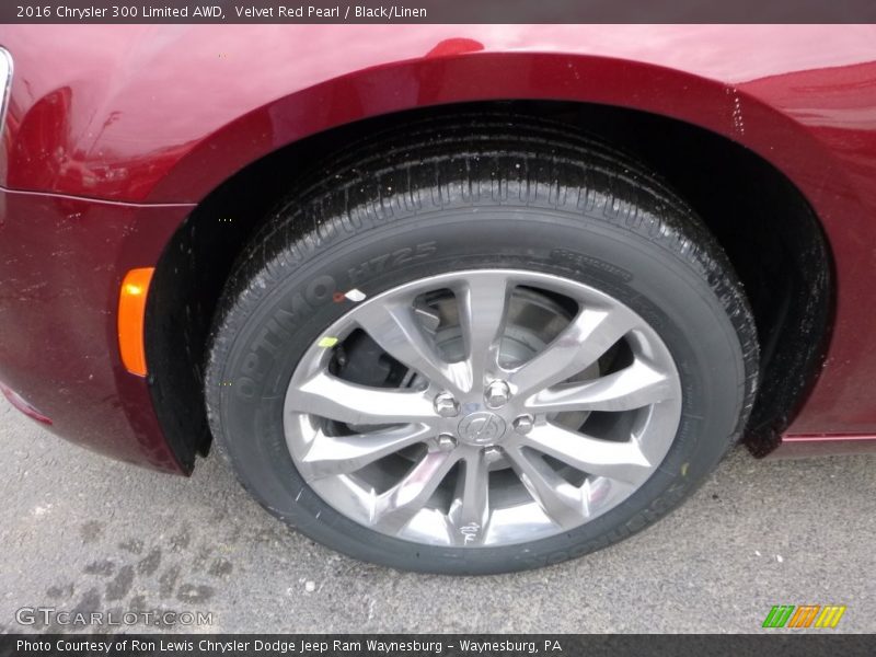 Velvet Red Pearl / Black/Linen 2016 Chrysler 300 Limited AWD