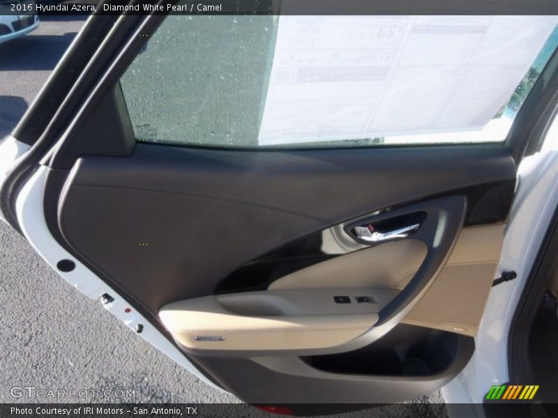 Diamond White Pearl / Camel 2016 Hyundai Azera