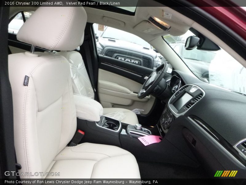 Velvet Red Pearl / Black/Linen 2016 Chrysler 300 Limited AWD
