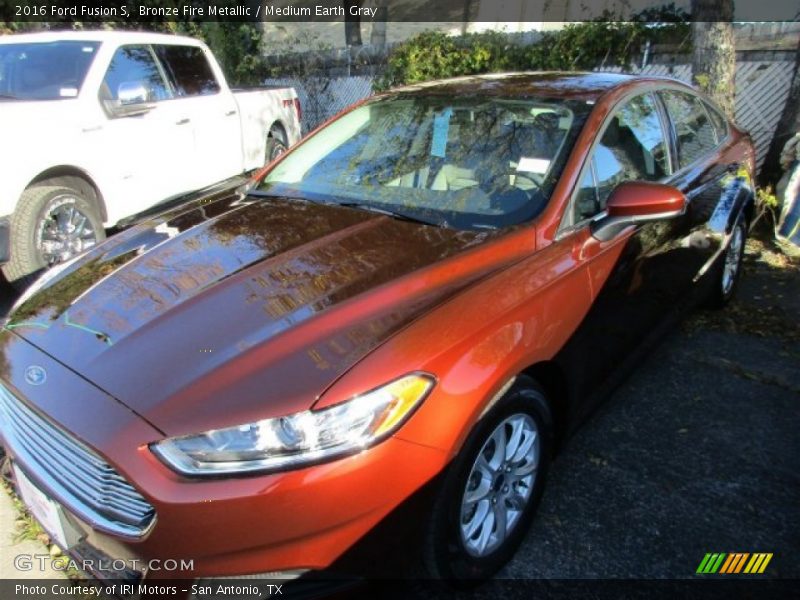 Bronze Fire Metallic / Medium Earth Gray 2016 Ford Fusion S