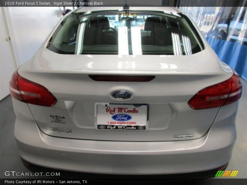 Ingot Silver / Charcoal Black 2016 Ford Focus S Sedan