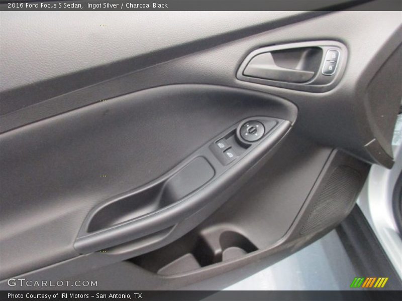 Ingot Silver / Charcoal Black 2016 Ford Focus S Sedan