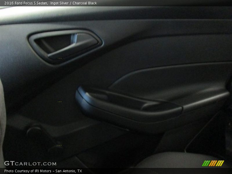 Ingot Silver / Charcoal Black 2016 Ford Focus S Sedan