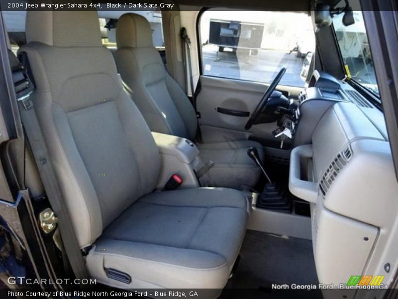 Black / Dark Slate Gray 2004 Jeep Wrangler Sahara 4x4