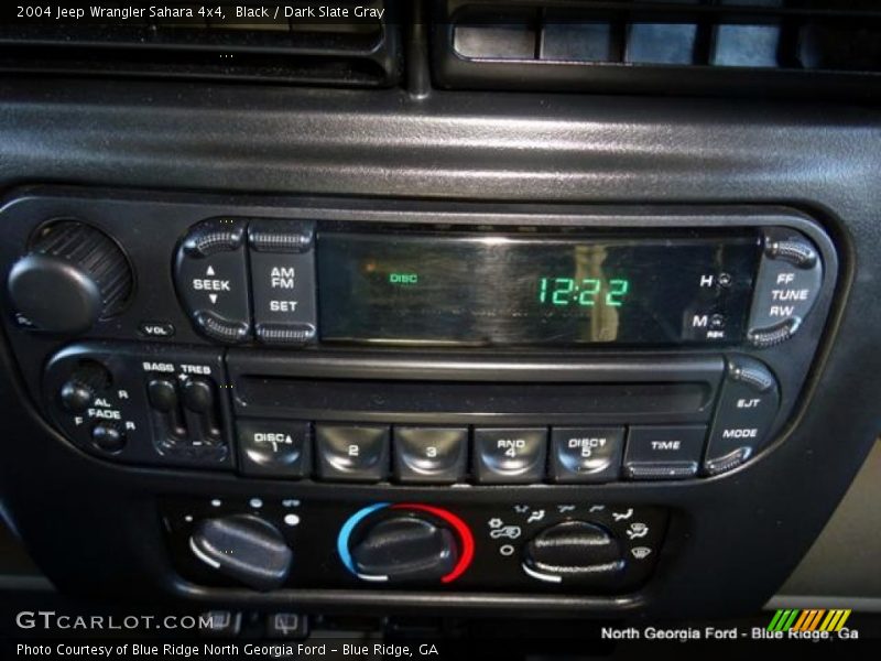 Black / Dark Slate Gray 2004 Jeep Wrangler Sahara 4x4