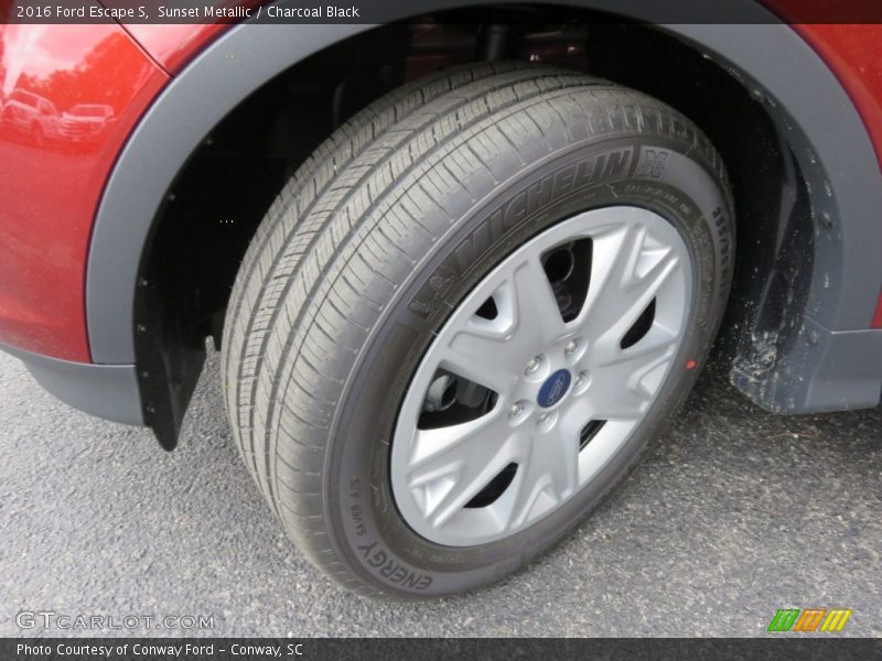Sunset Metallic / Charcoal Black 2016 Ford Escape S