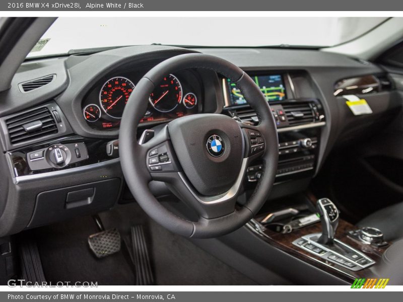 Alpine White / Black 2016 BMW X4 xDrive28i