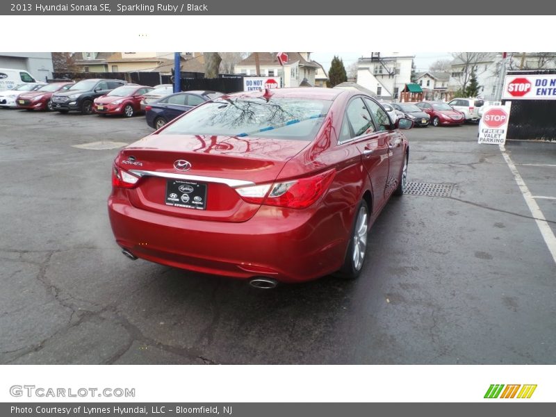 Sparkling Ruby / Black 2013 Hyundai Sonata SE