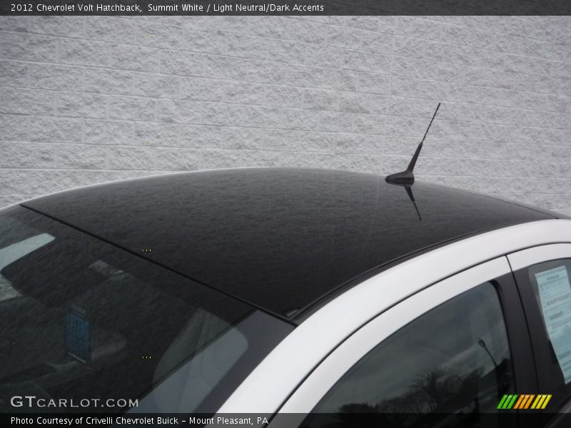 Summit White / Light Neutral/Dark Accents 2012 Chevrolet Volt Hatchback