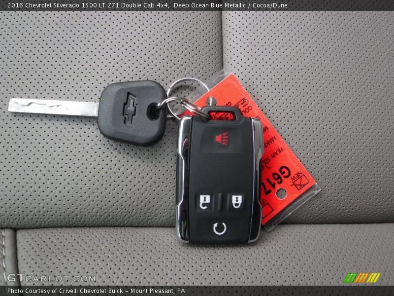 Keys of 2016 Silverado 1500 LT Z71 Double Cab 4x4