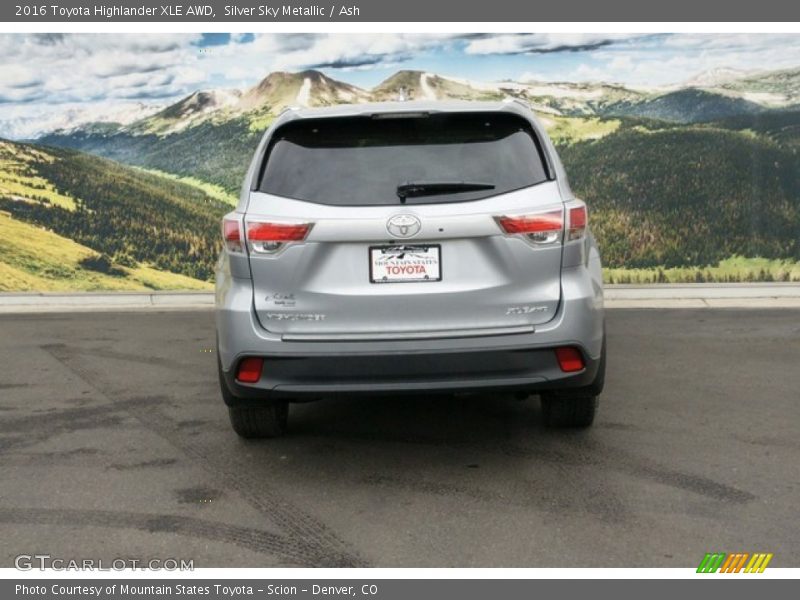 Silver Sky Metallic / Ash 2016 Toyota Highlander XLE AWD